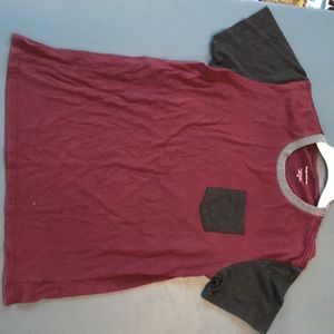 Men’s maroon and gray pocket tee size medium